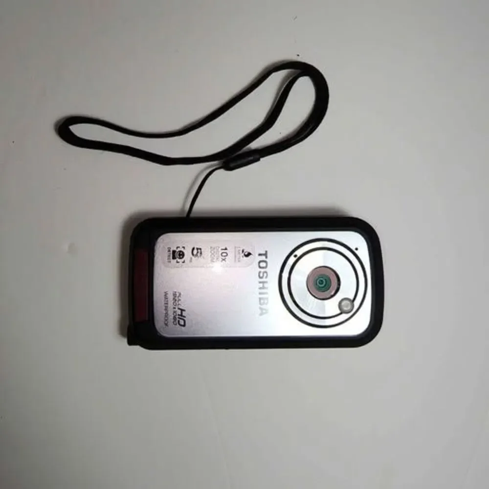 Toshiba Camileo BW10 HD Waterproof Camcorder